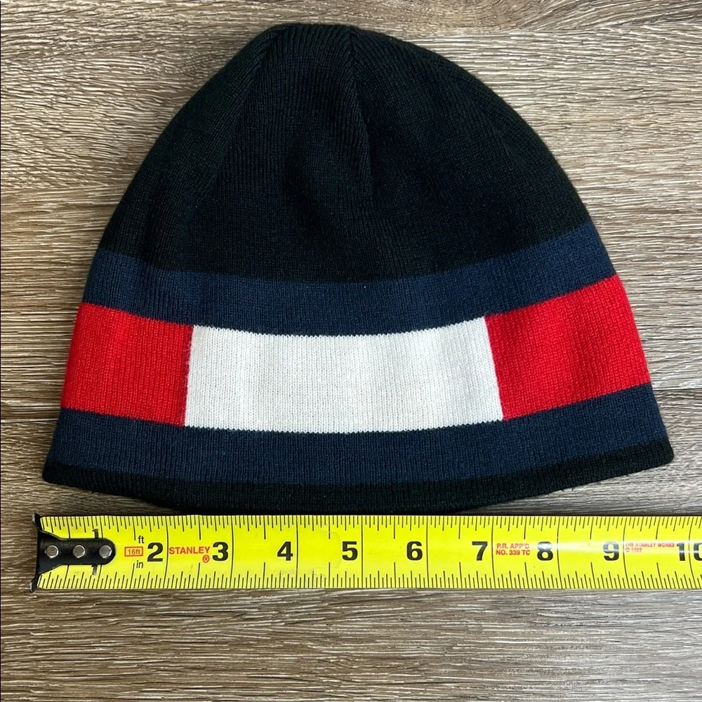 Tommy Hilfiger Reversible Knit Beanie & Scarf Set Black Red Logo Flag Hat OS
